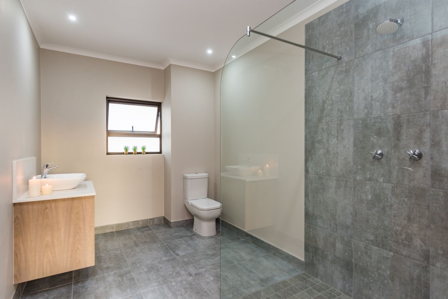 4 Bedroom Property for Sale in Club Milos Estate Free State